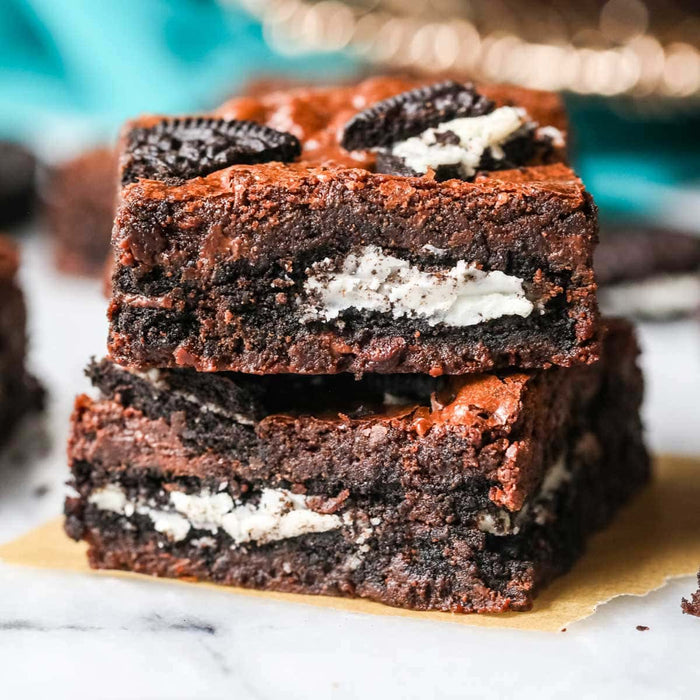 COOKIES & CREAM PROTEIN BROWNIE