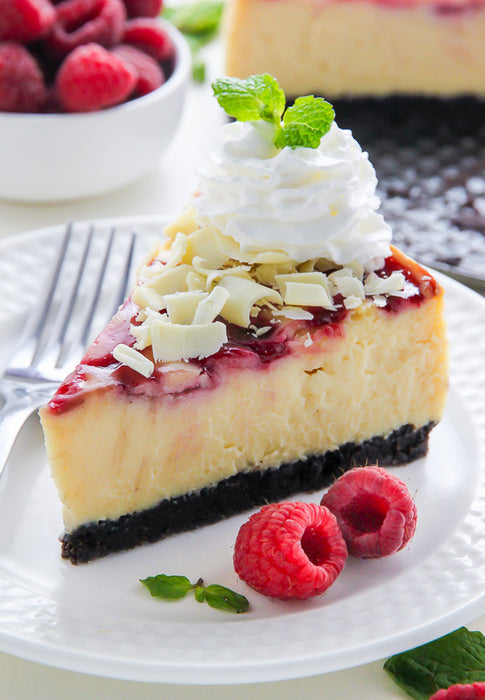 WHITE CHOCOLATE RASPBERRY PROTEIN CHEESECAKE